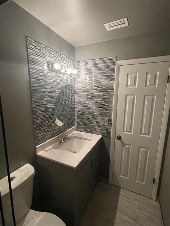 For Sale: $359,999 (3 beds, 2 baths, 1094 Square Feet)