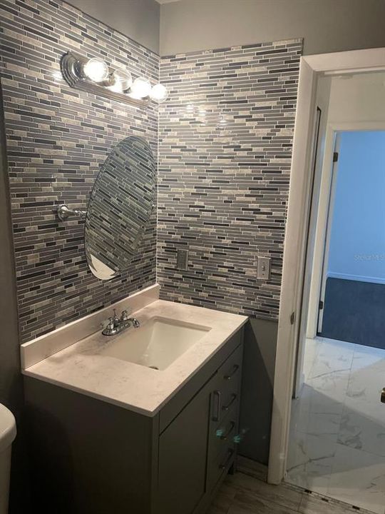 For Sale: $359,999 (3 beds, 2 baths, 1094 Square Feet)