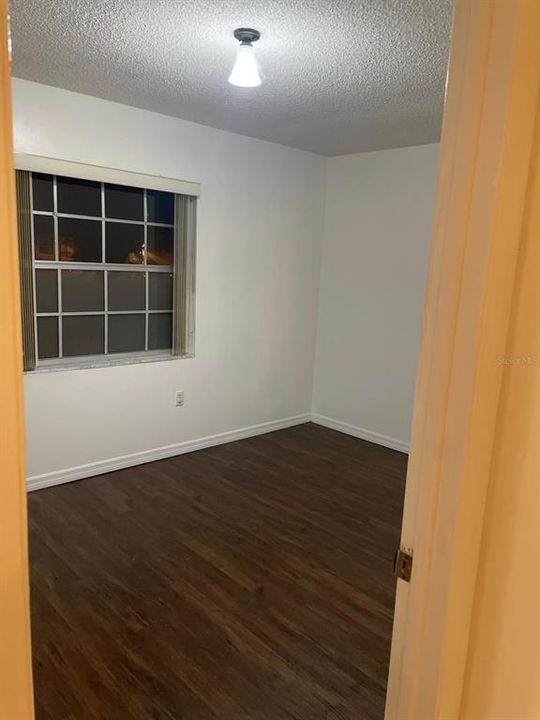 For Sale: $359,999 (3 beds, 2 baths, 1094 Square Feet)