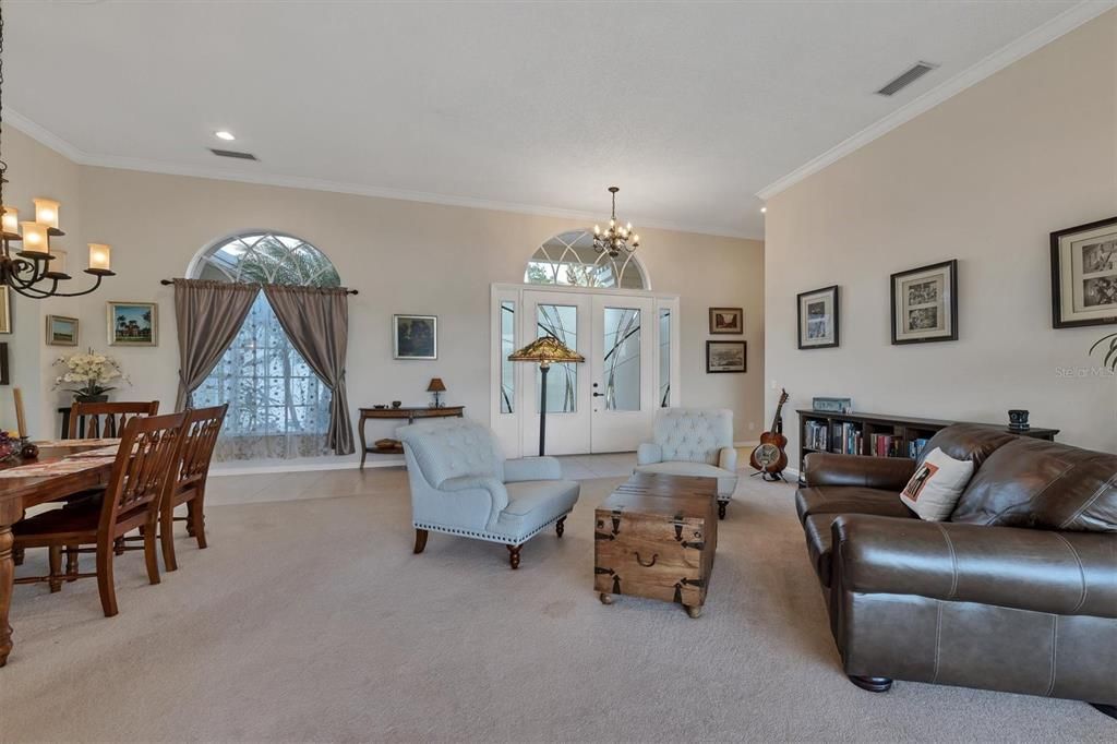 For Rent: $7,000 (3 beds, 2 baths, 2379 Square Feet)