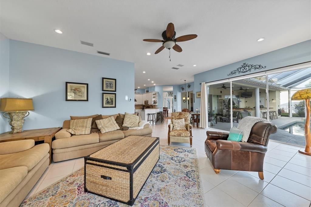 For Rent: $7,000 (3 beds, 2 baths, 2379 Square Feet)