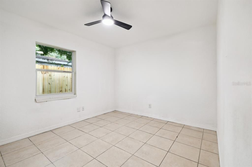 En Renta: $1,800 (2 camas, 1 baños, 900 Pies cuadrados)