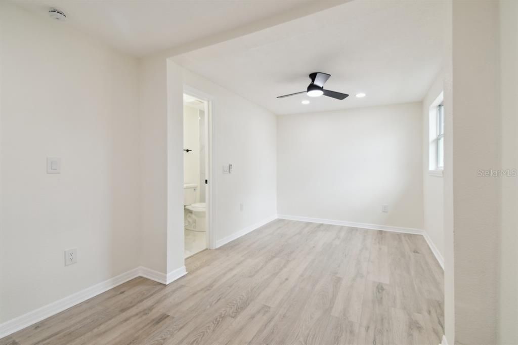 En Renta: $1,800 (2 camas, 1 baños, 900 Pies cuadrados)