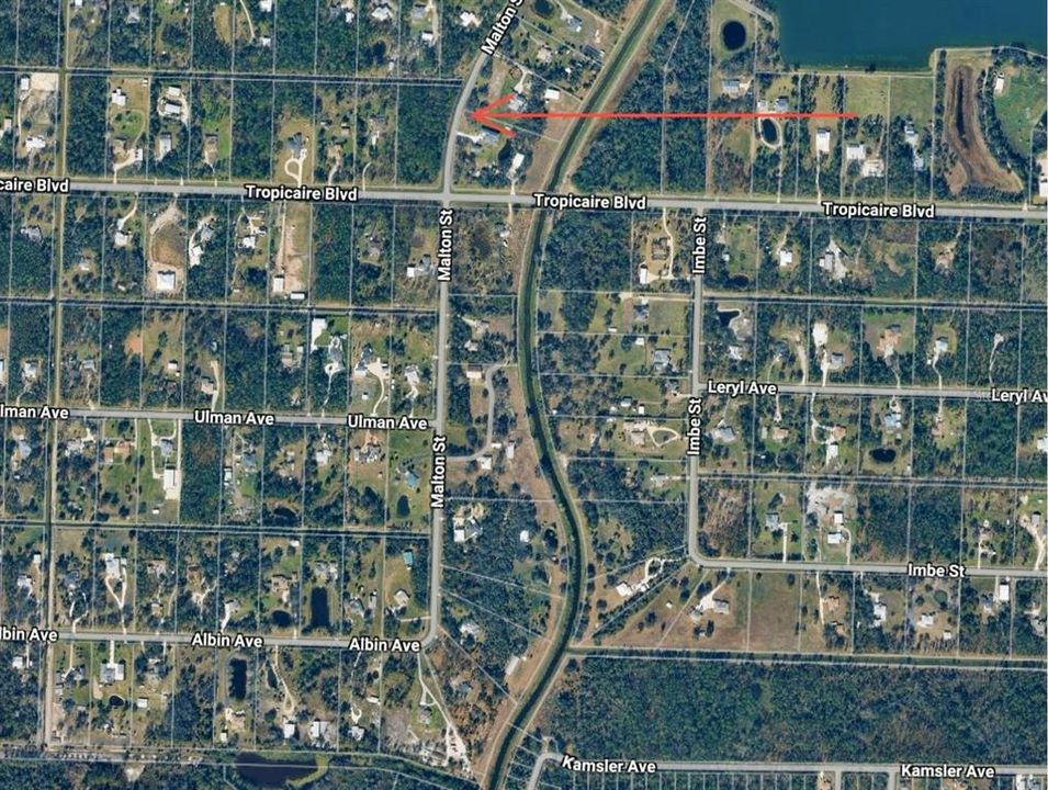 На продажу: $367,000 (3.67 acres)