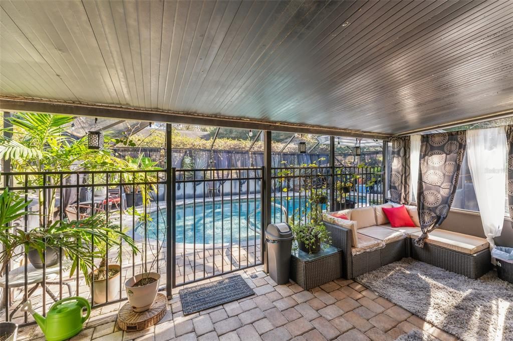 待售: $355,000 (4 贝兹, 2 浴室, 1666 平方英尺)