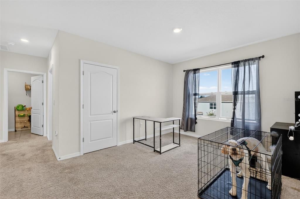 En Venta: $410,000 (5 camas, 3 baños, 2626 Pies cuadrados)