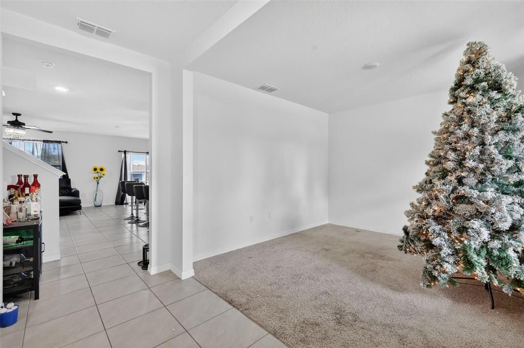 En Venta: $410,000 (5 camas, 3 baños, 2626 Pies cuadrados)