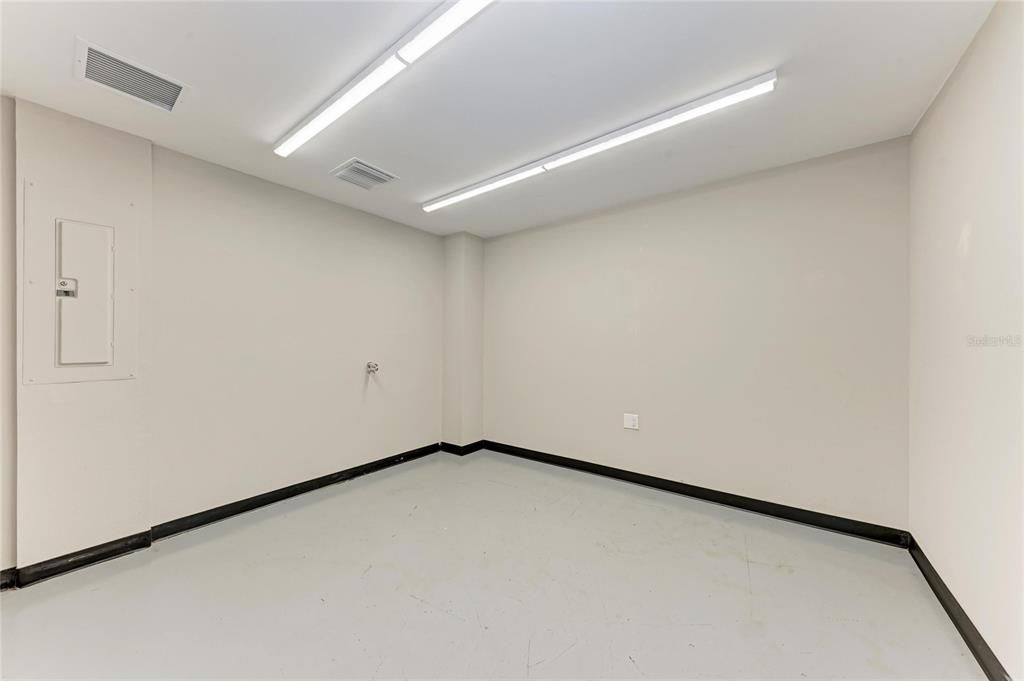 待售: $475,000 (0 贝兹, 0 浴室, 2250 平方英尺)