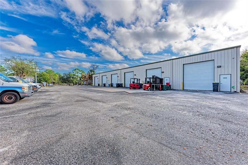 待售: $475,000 (0 贝兹, 0 浴室, 2250 平方英尺)