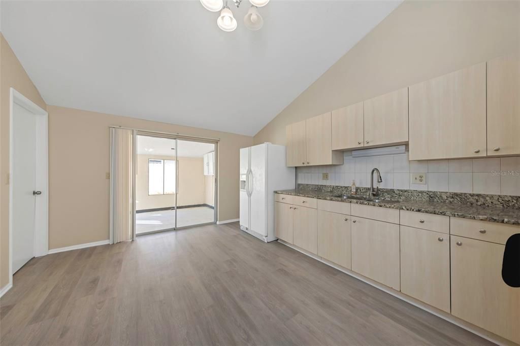 En Venta: $305,000 (3 camas, 2 baños, 928 Pies cuadrados)