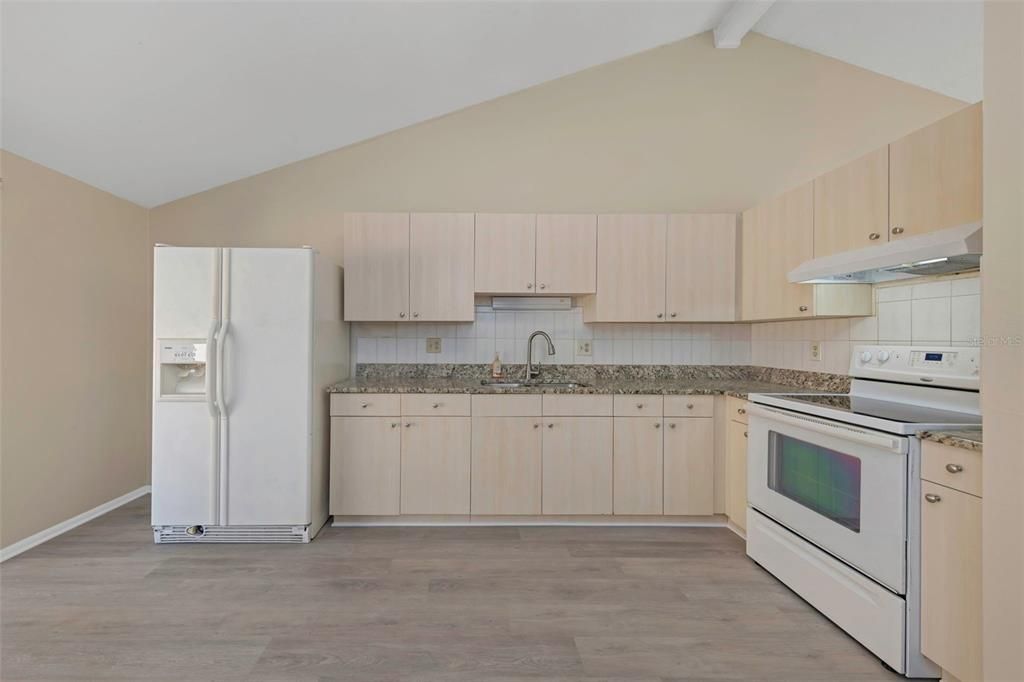 En Venta: $305,000 (3 camas, 2 baños, 928 Pies cuadrados)