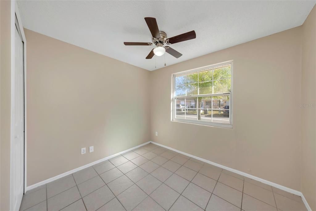 En Venta: $305,000 (3 camas, 2 baños, 928 Pies cuadrados)