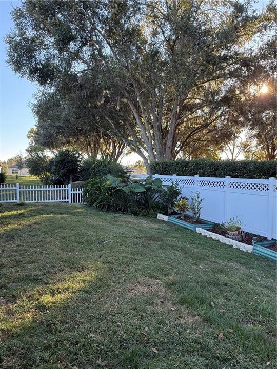 For Sale: $295,000 (3 beds, 2 baths, 1451 Square Feet)