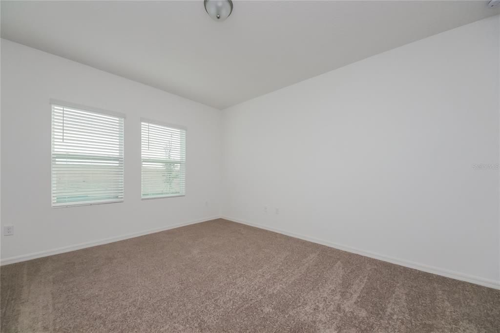 出租: $1,955 (3 贝兹, 2 浴室, 1307 平方英尺)