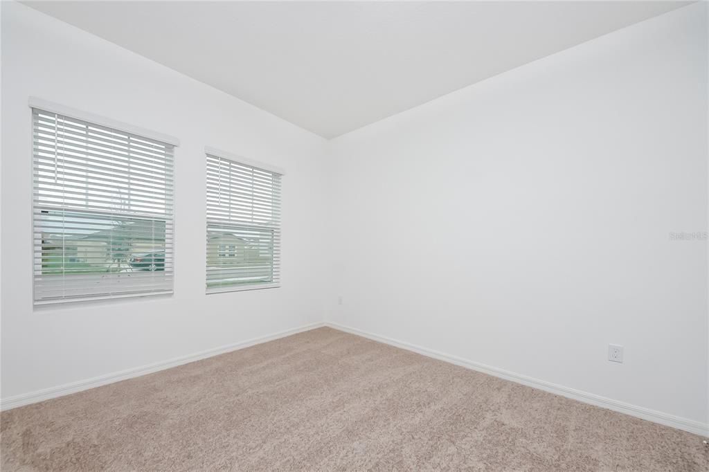 出租: $1,955 (3 贝兹, 2 浴室, 1307 平方英尺)