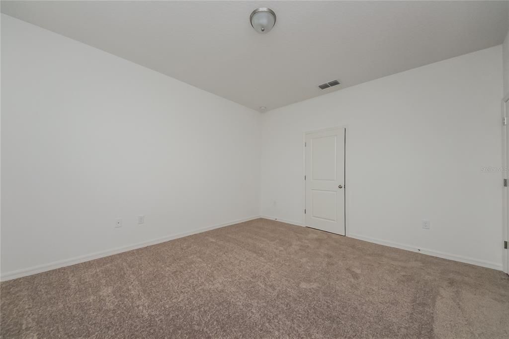 出租: $1,955 (3 贝兹, 2 浴室, 1307 平方英尺)