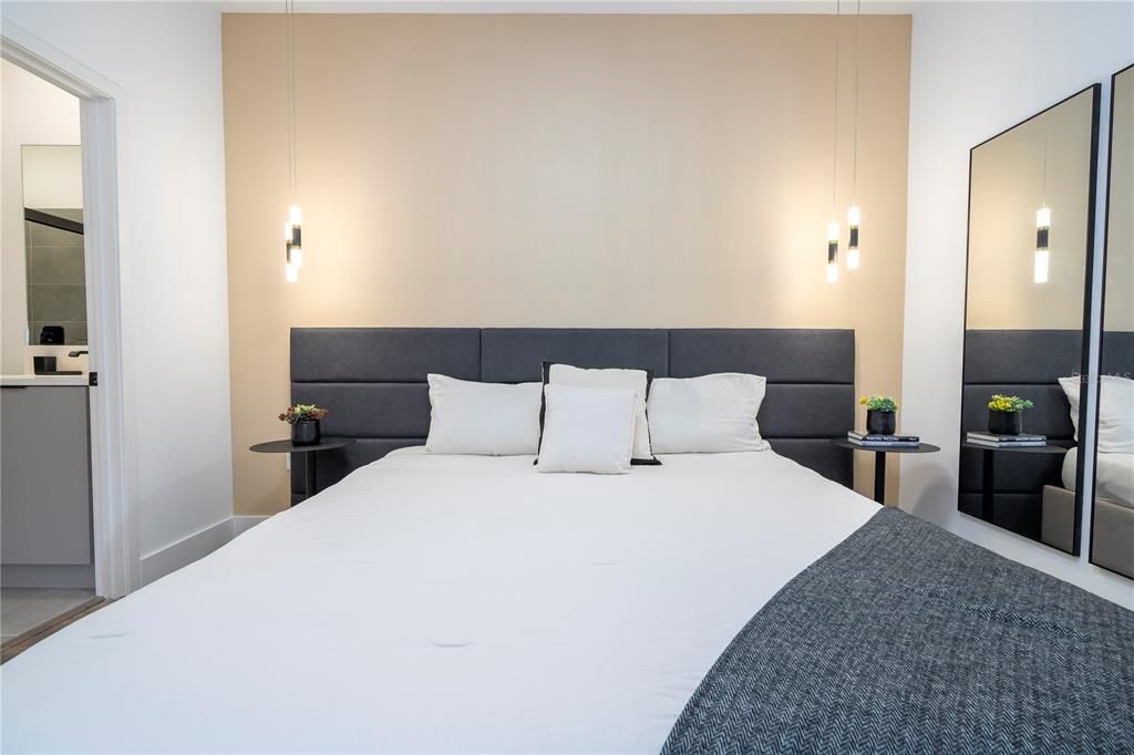 На продажу: $643,800 (5 спален, 4 ванн, 2134 Квадратных фут)