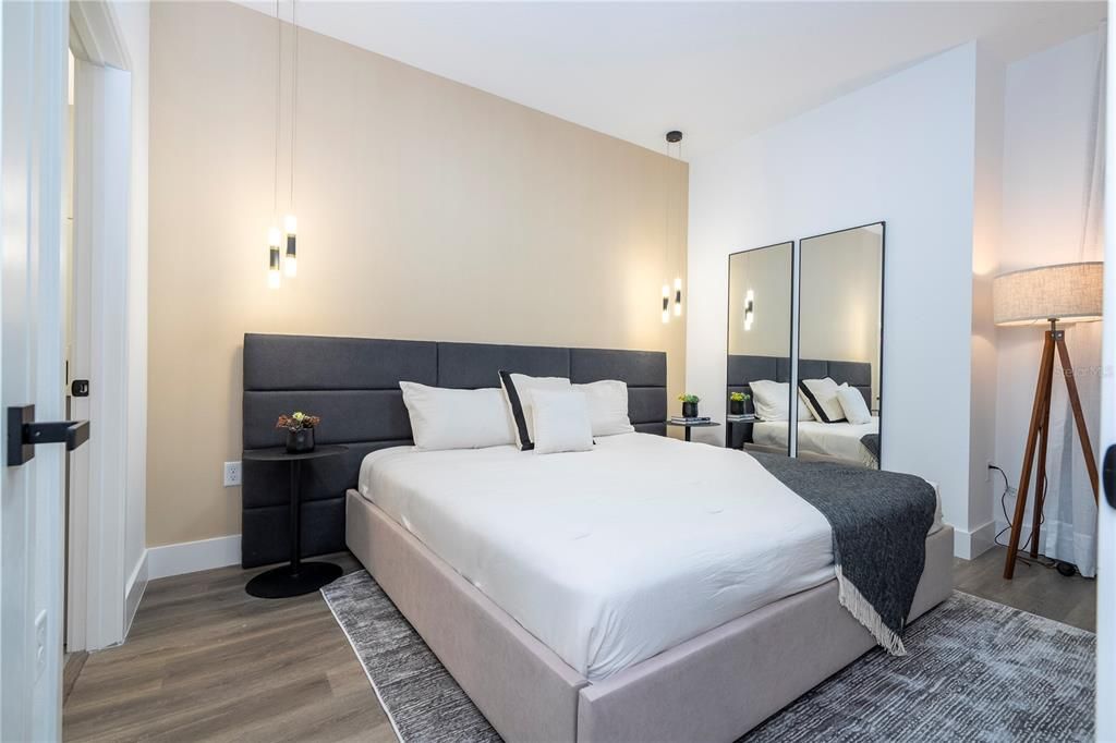 На продажу: $643,800 (5 спален, 4 ванн, 2134 Квадратных фут)