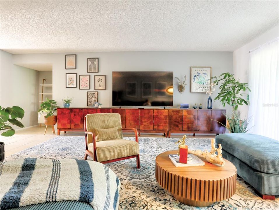 For Rent: $2,500 (2 beds, 2 baths, 1408 Square Feet)