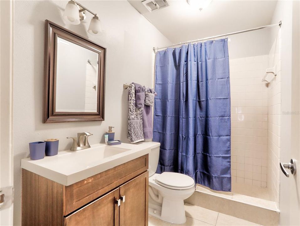 For Rent: $2,500 (2 beds, 2 baths, 1408 Square Feet)