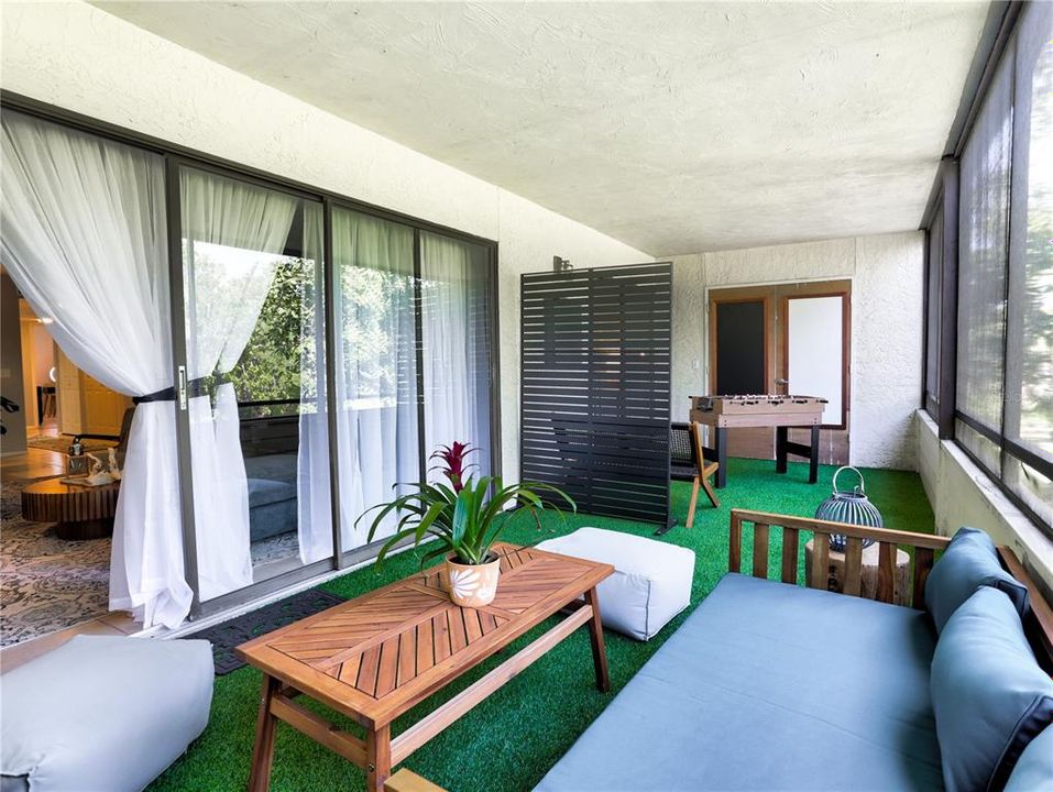 For Rent: $2,500 (2 beds, 2 baths, 1408 Square Feet)