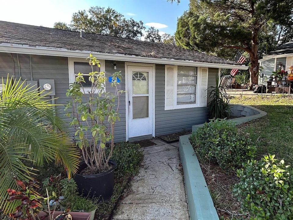 На продажу: $145,000 (2 спален, 0 ванн, 720 Квадратных фут)