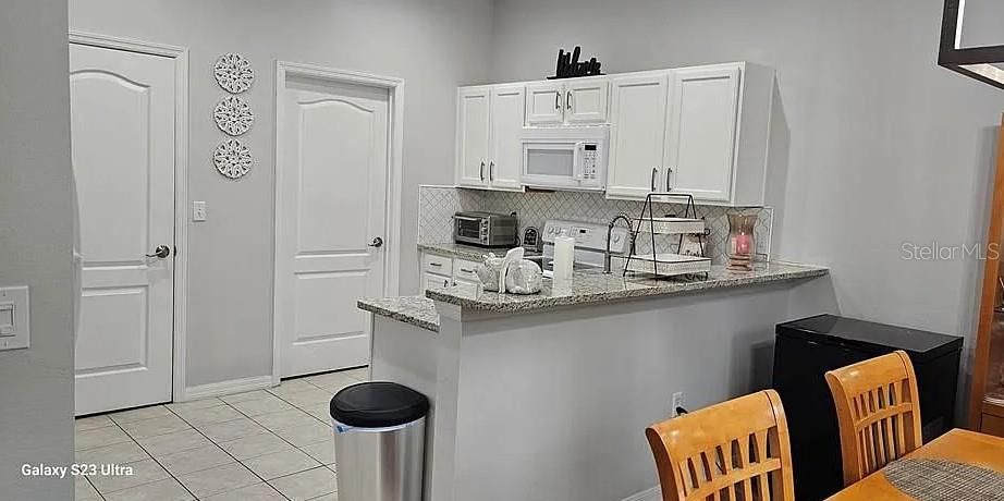 For Sale: $380,000 (4 beds, 3 baths, 1768 Square Feet)