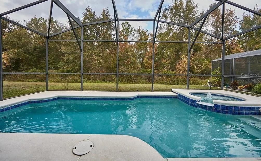 For Sale: $380,000 (4 beds, 3 baths, 1768 Square Feet)