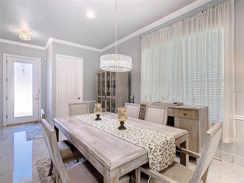 For Sale: $399,500 (3 beds, 2 baths, 1820 Square Feet)