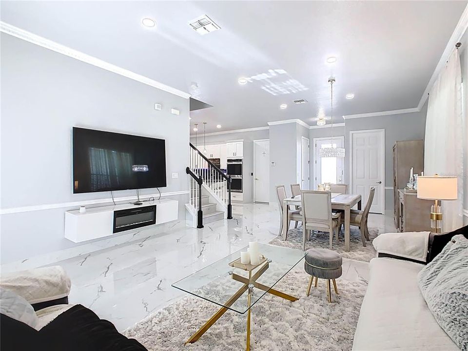 For Sale: $399,500 (3 beds, 2 baths, 1820 Square Feet)