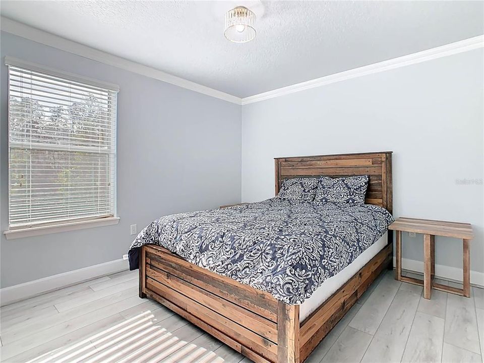 For Sale: $399,500 (3 beds, 2 baths, 1820 Square Feet)