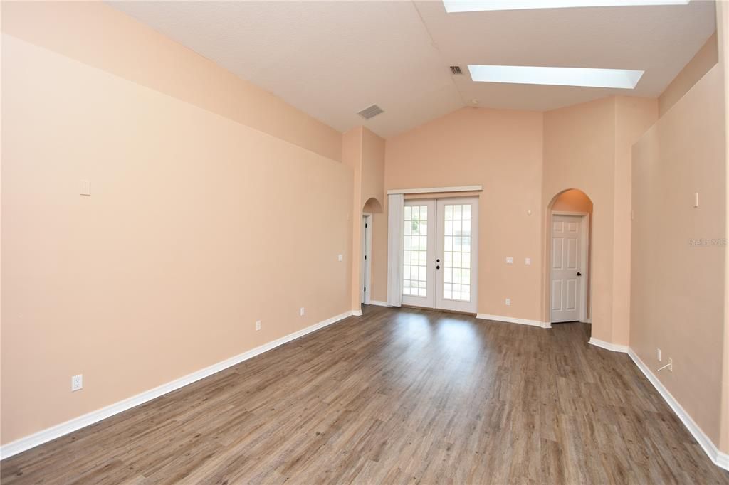 En Renta: $1,900 (2 camas, 2 baños, 1648 Pies cuadrados)