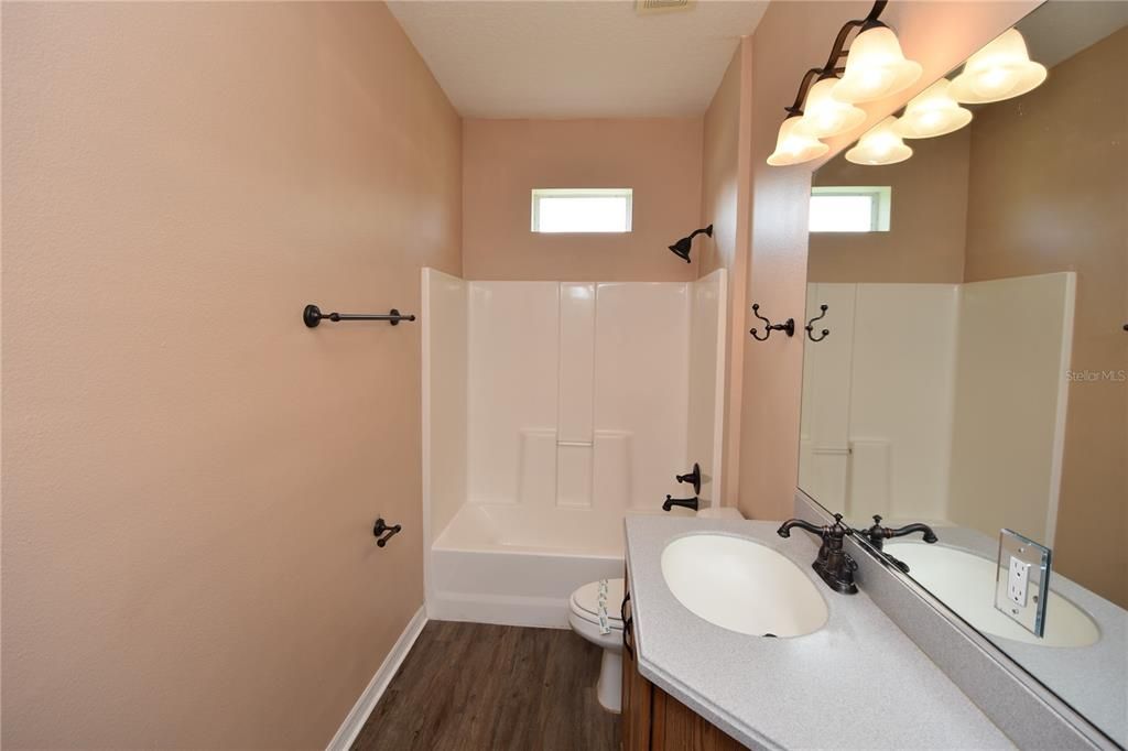 En Renta: $1,900 (2 camas, 2 baños, 1648 Pies cuadrados)