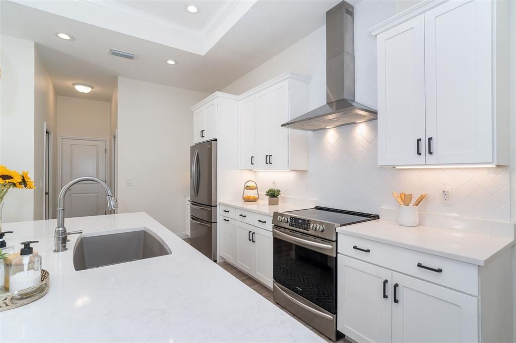 На продажу: $675,000 (3 спален, 2 ванн, 2154 Квадратных фут)