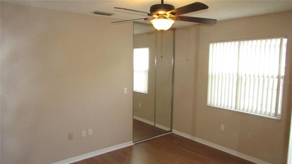 На продажу: $289,900 (3 спален, 2 ванн, 1799 Квадратных фут)