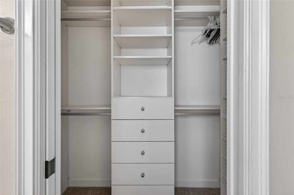 For Sale: $375,000 (3 beds, 2 baths, 1551 Square Feet)