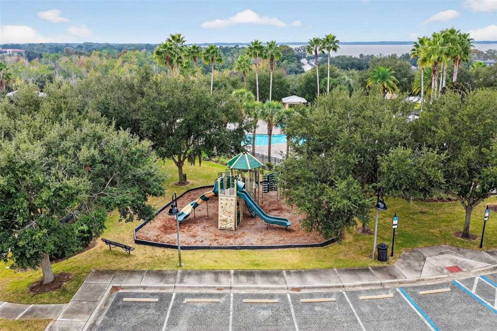 For Sale: $375,000 (3 beds, 2 baths, 1551 Square Feet)