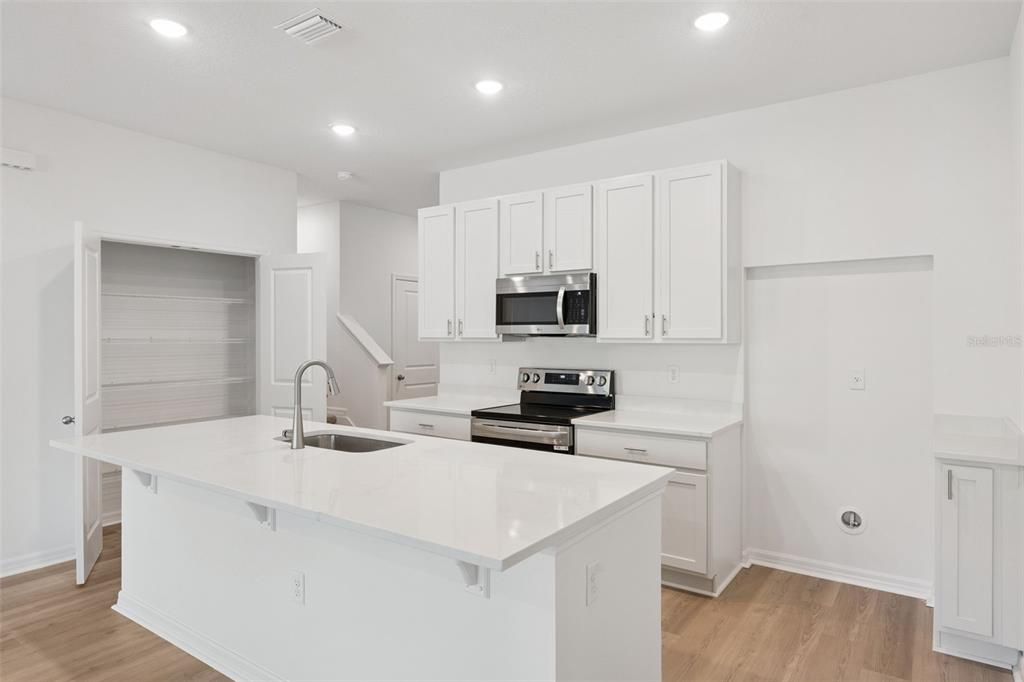 En Venta: $259,990 (3 camas, 2 baños, 1657 Pies cuadrados)