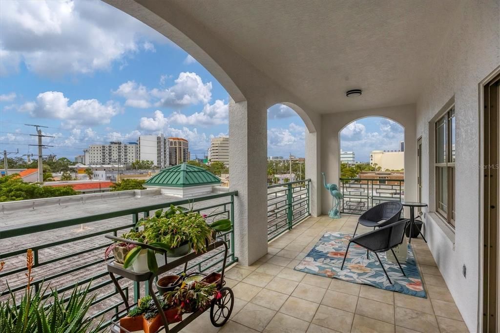 На продажу: $1,595,000 (3 спален, 3 ванн, 3026 Квадратных фут)