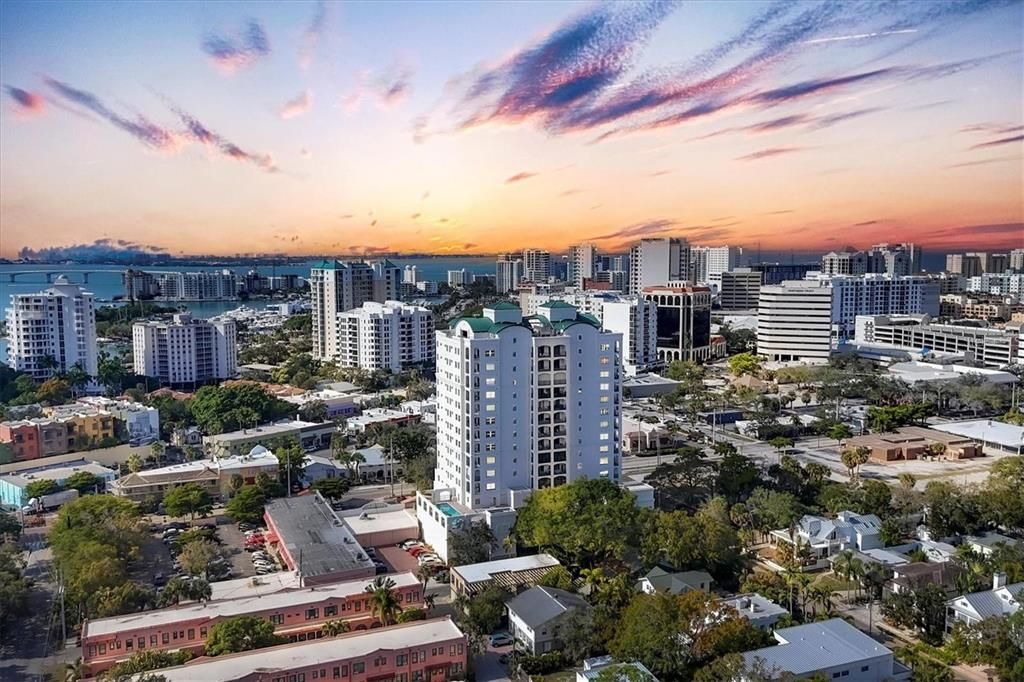 На продажу: $1,595,000 (3 спален, 3 ванн, 3026 Квадратных фут)