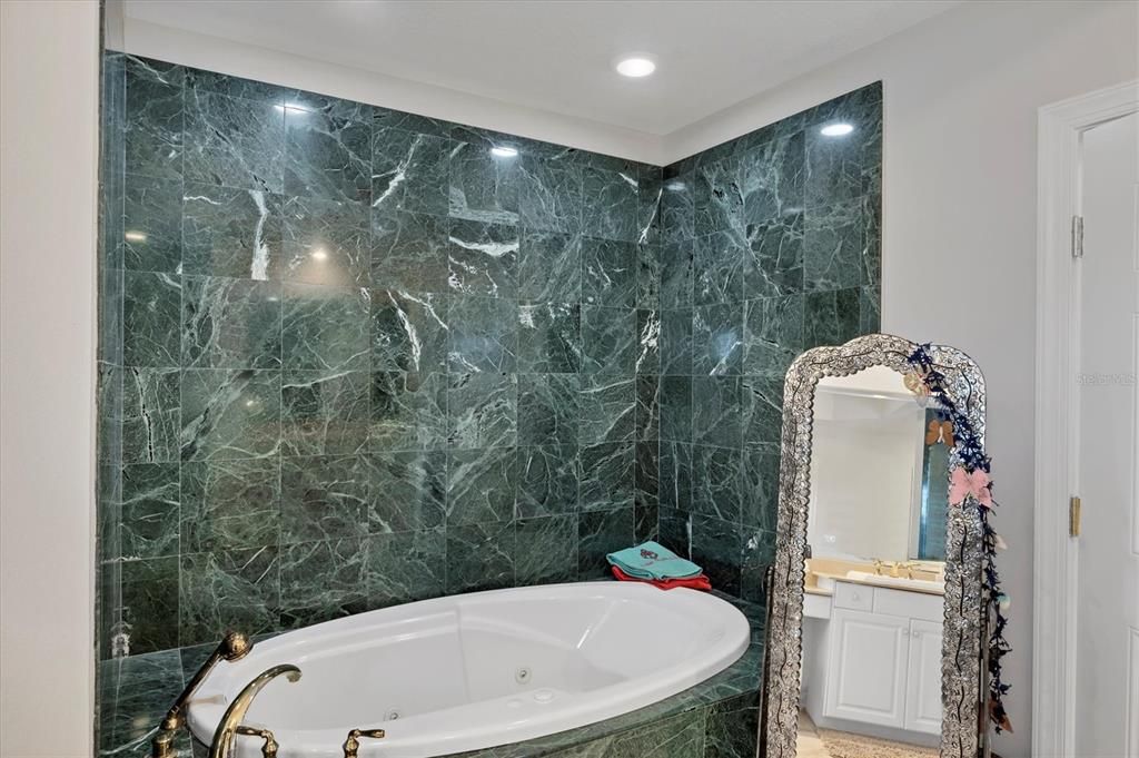 На продажу: $1,595,000 (3 спален, 3 ванн, 3026 Квадратных фут)