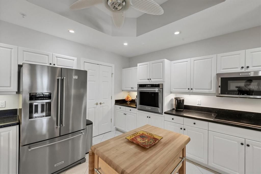 На продажу: $1,595,000 (3 спален, 3 ванн, 3026 Квадратных фут)