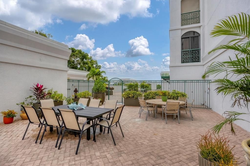 На продажу: $1,595,000 (3 спален, 3 ванн, 3026 Квадратных фут)