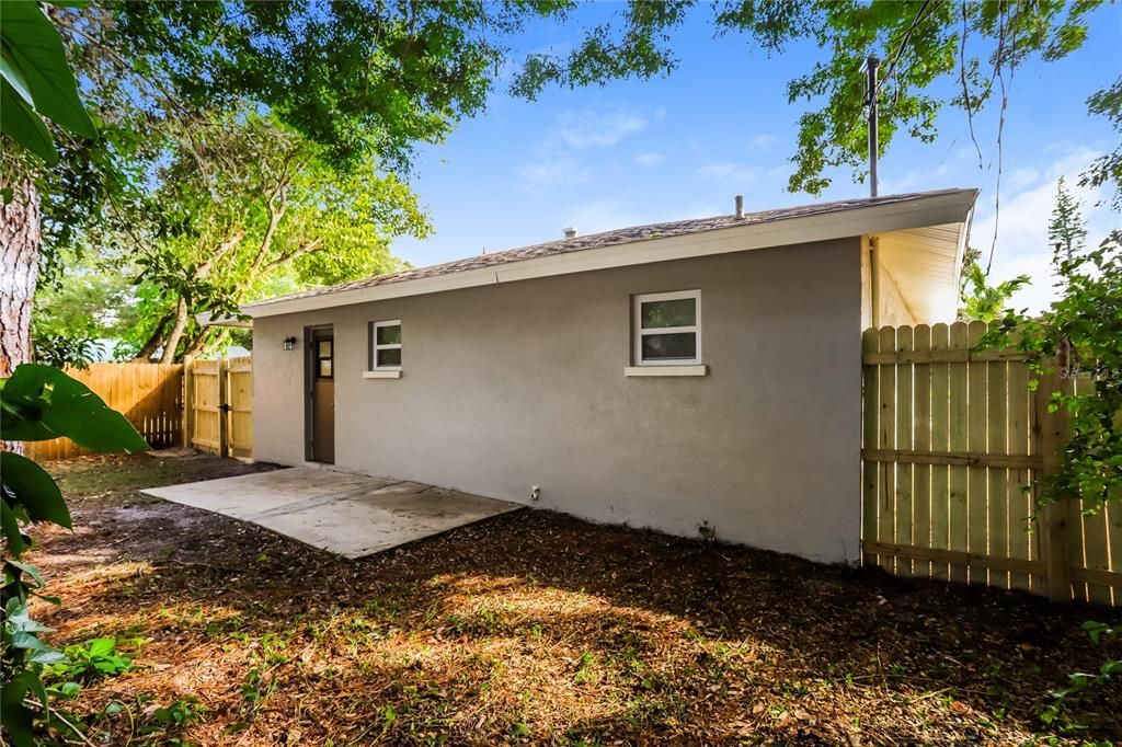 For Rent: $2,110 (3 beds, 2 baths, 1110 Square Feet)