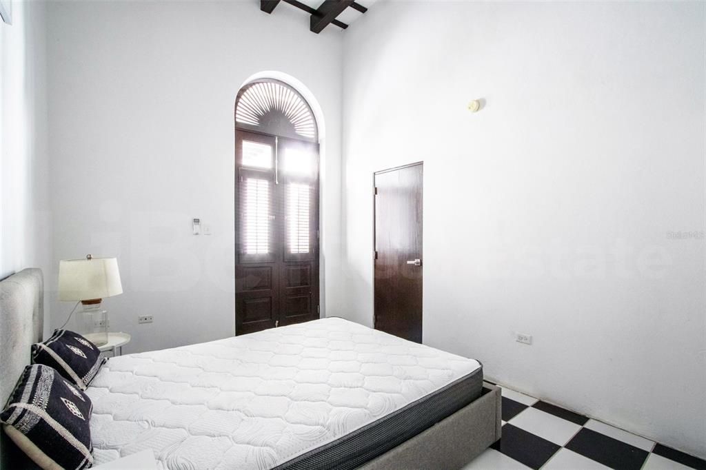 En Renta: $2,500 (2 camas, 2 baños, 927.14 Pies cuadrados)