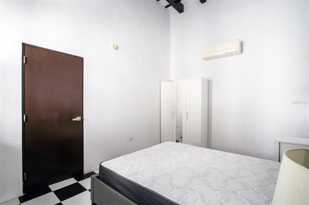 En Renta: $2,500 (2 camas, 2 baños, 927.14 Pies cuadrados)