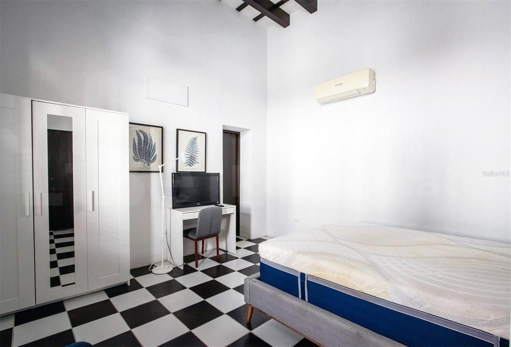 En Renta: $2,500 (2 camas, 2 baños, 927.14 Pies cuadrados)