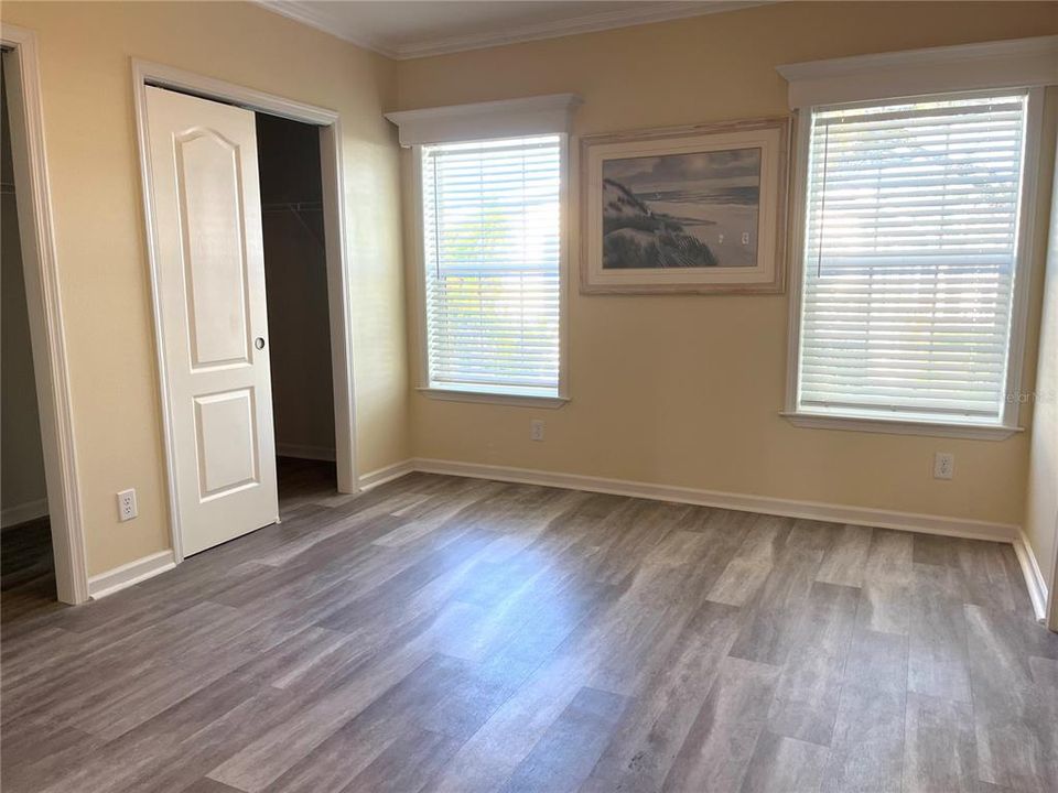 For Sale: $349,000 (2 beds, 2 baths, 1148 Square Feet)