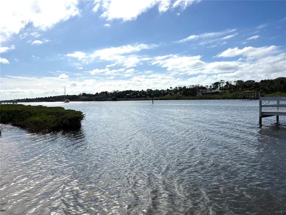 For Sale: $349,000 (2 beds, 2 baths, 1148 Square Feet)