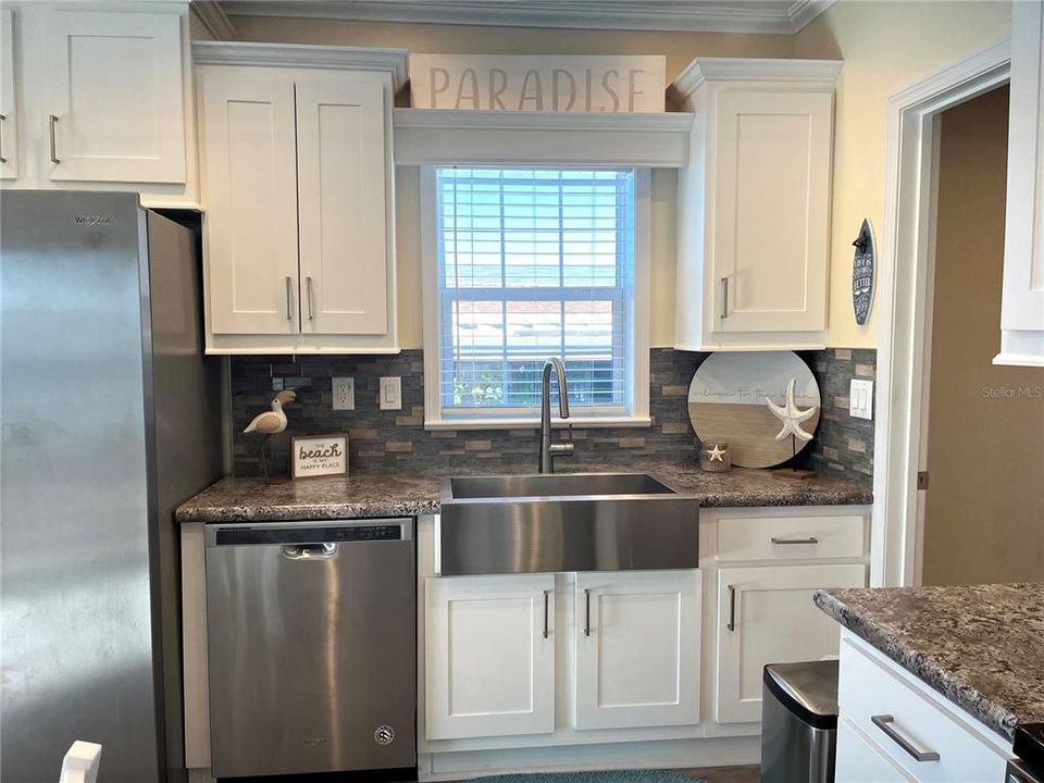 For Sale: $349,000 (2 beds, 2 baths, 1148 Square Feet)